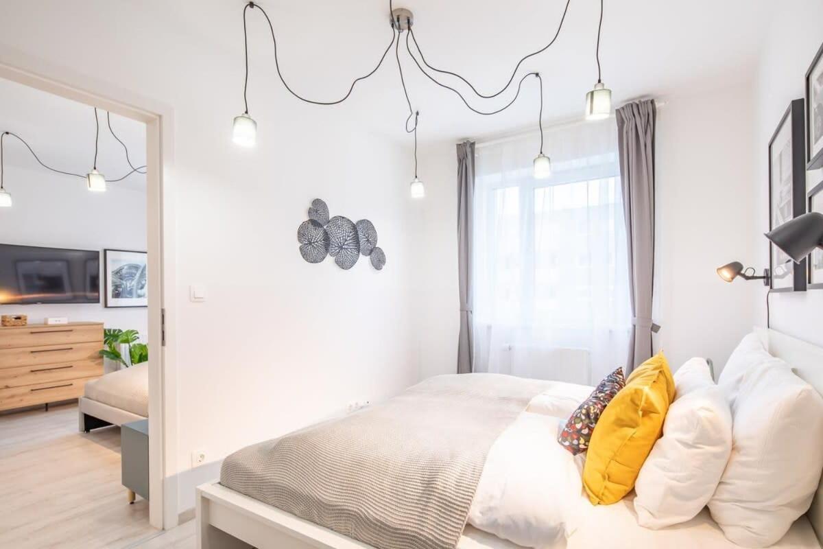 Brand New With Garage Apartment *