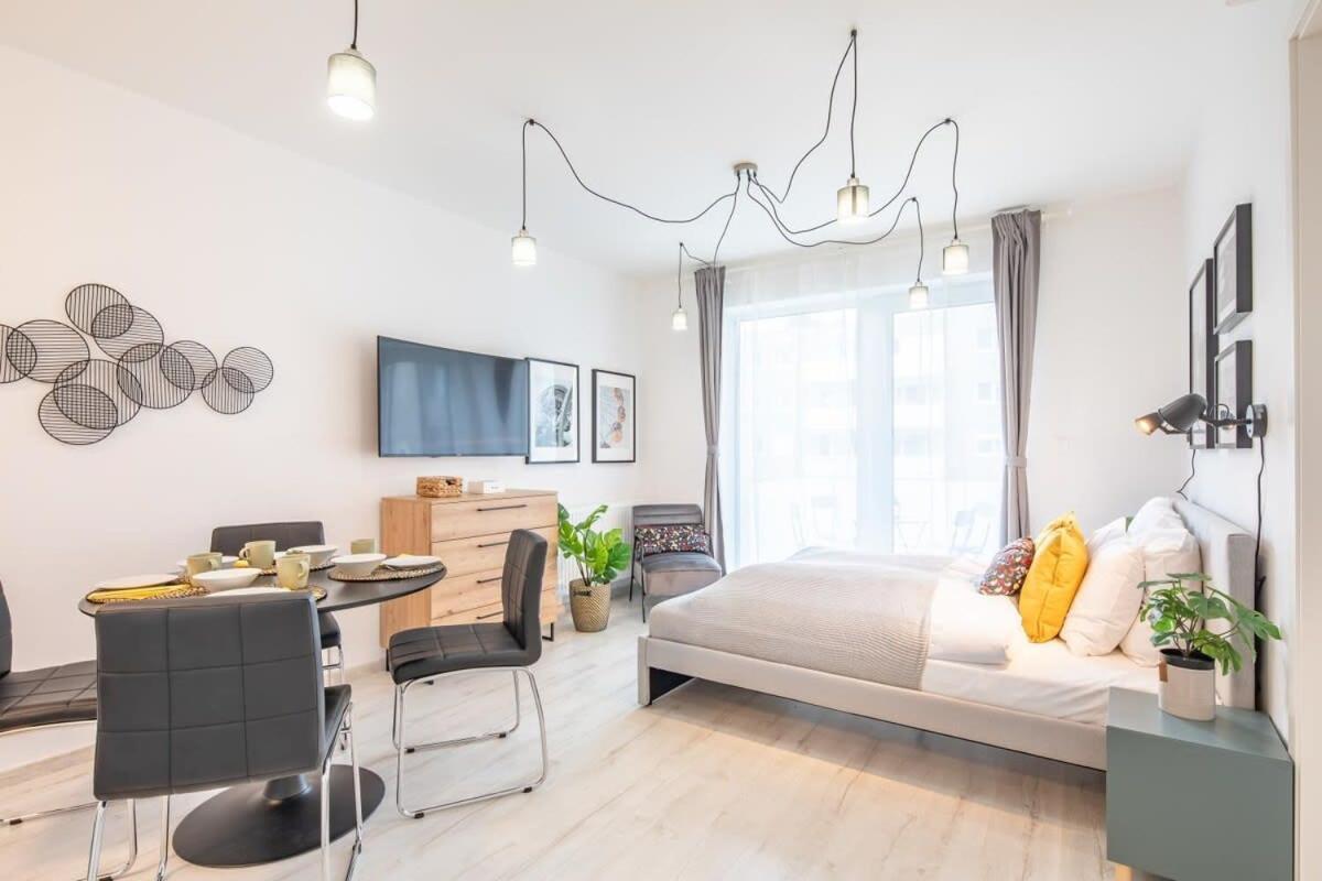 Apartment Brand New With Garage Budapest